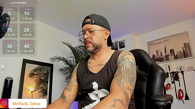 MrFrank tattoo online show from 01/09/25, 01:24