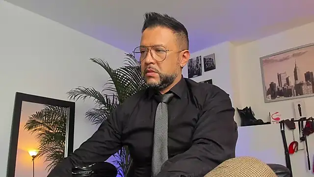 MrFrank tattoo online show from 01/27/25, 02:13