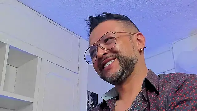 MrFrank tattoo online show from 02/14/25, 07:44