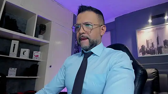 MrFrank tattoo online show from 10/17/25, 11:46