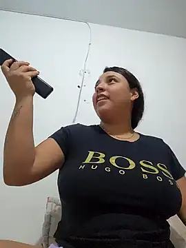 Snapshot of LizzRouse chatting on 11/01/25, 11:51 LizzRouse online show from 11/01/25, 11:51