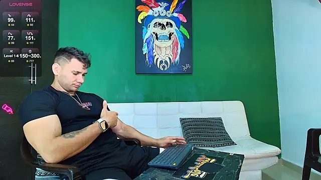 Snapshot of GendersonFit chatting on 11/09/25, 02:26 GendersonFit online show from 11/09/25, 02:26