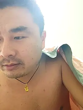 guozuo online show from 10/13/25, 04:07