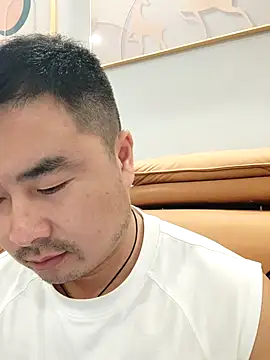 guozuo online show from 10/25/25, 02:24