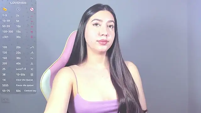 alice-love1 online show from 01/11/25, 12:01