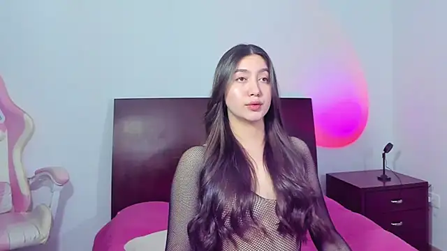 alice-love1 online show from 03/22/25, 11:09