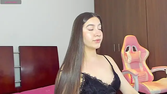 alice-love1 online show from 09/27/25, 11:32