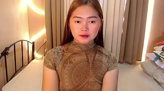 Itsme claire online show from 12/13/24, 02:10