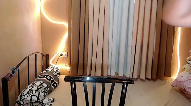 Itsme claire online show from 01/27/25, 03:04