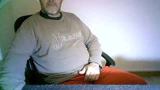 Snapshot of Greek_Passion chatting on 12/24/24, 07:22 Greek Passion online show from 12/24/24, 07:22