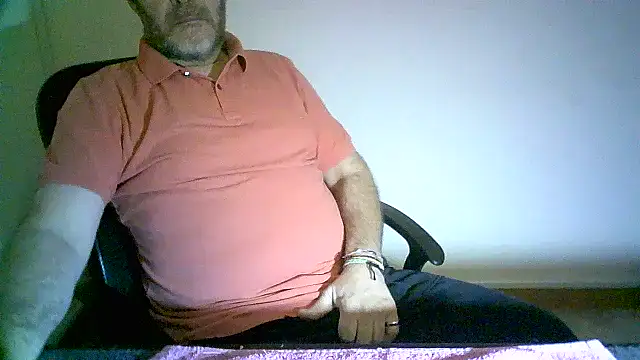 Snapshot of Greek_Passion chatting on 10/11/25, 03:43 Greek Passion online show from 10/11/25, 03:43