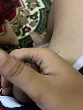 DreamerAsianGuy online show from 12/18/24, 12:29