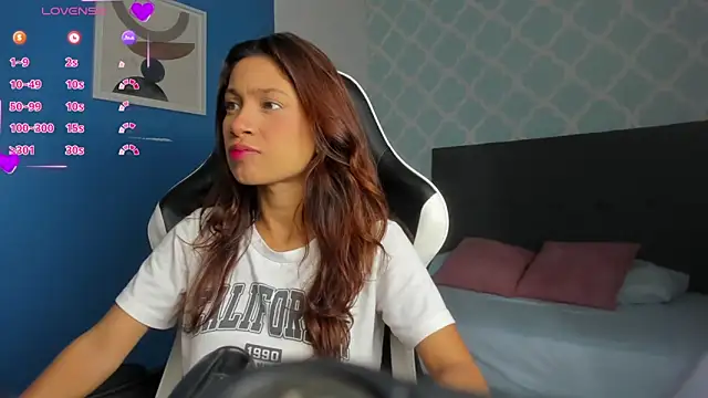 cora 22 online show from 09/12/25, 12:38