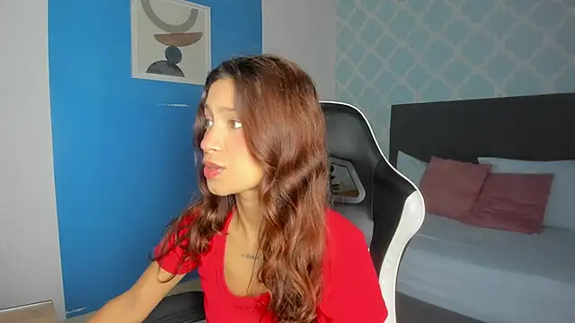 cora 22 online show from 09/30/25, 12:21