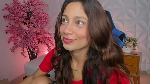 cora 22 online show from 11/13/25, 12:37