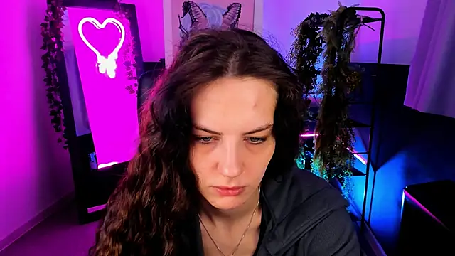 Snapshot of EmilyWilden chatting on 01/29/25, 05:40 EmilyWilden online show from 01/29/25, 05:40