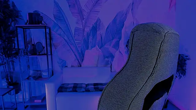 EmilyWilden online show from 10/11/25, 08:46