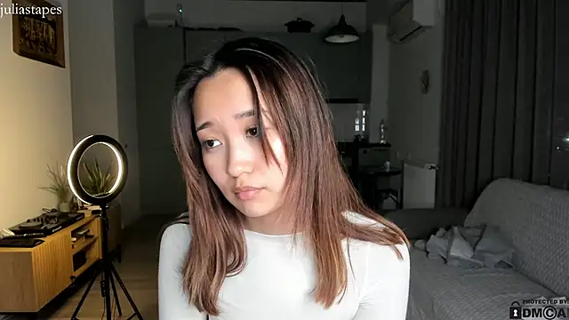 julias tapes online show from 01/14/25, 04:50