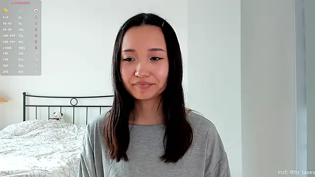 julias tapes online show from 02/07/25, 09:16