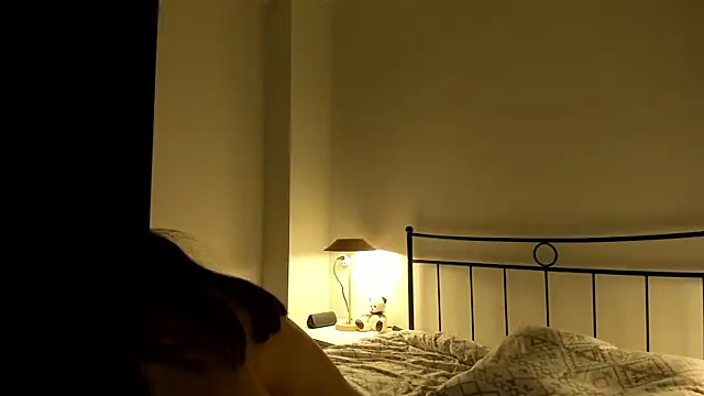 julias tapes online show from 02/12/25, 12:16