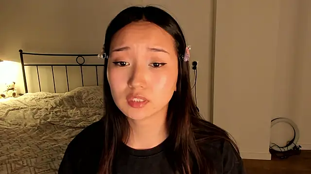 julias tapes online show from 02/13/25, 09:27