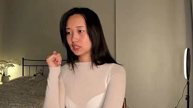 julias tapes online show from 03/06/25, 08:08