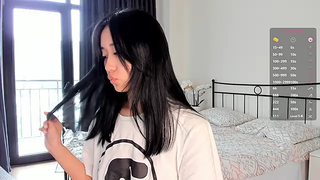 julias tapes online show from 03/20/25, 07:25