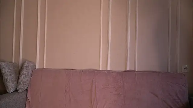 julias tapes online show from 09/20/25, 02:51