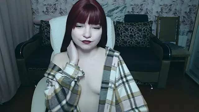 tiny pixiee online show from 10/26/25, 07:20