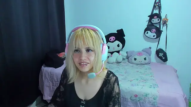 Akane-Mou online show from 10/24/25, 03:25