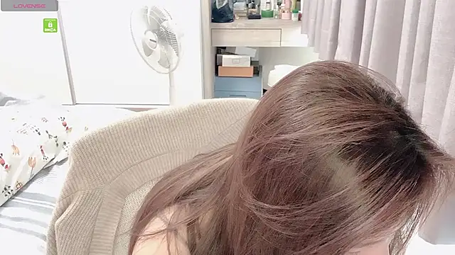 tw yaya online show from 11/26/25, 02:45