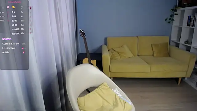 Snapshot of BubbbleGumm chatting on 11/25/25, 09:53 BubbbleGumm online show from 11/25/25, 09:53