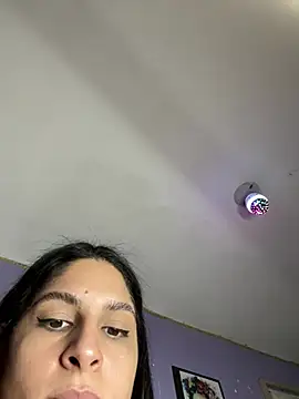 Snapshot of charlotte_stevenss_ chatting on 12/25/24, 05:05 charlotte stevenss online show from 12/25/24, 05:05