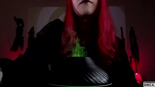 Snapshot of Amanita__Pantherina chatting on 03/19/25, 10:00 Amanita Pantherina online show from 03/19/25, 10:00