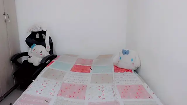 Youlittlepervertt  online show from 10/14/25, 04:13