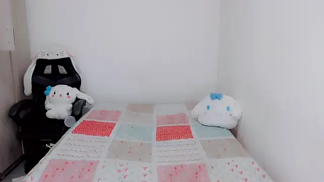 Youlittlepervertt  online show from 10/21/25, 10:43