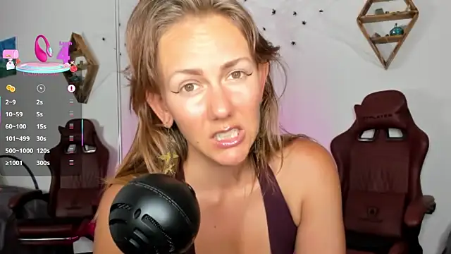 jasminedaze888 online show from 10/17/25, 10:23