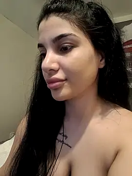 Snapshot of Samira30 chatting on 02/24/25, 11:43 Samira30 online show from 02/24/25, 11:43