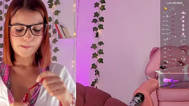 Snapshot of imlissie chatting on 12/22/24, 07:54 imlissie online show from 12/22/24, 07:54