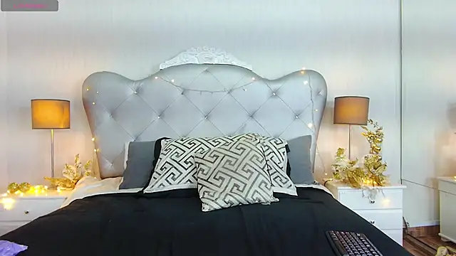 Snapshot of AnnieDuran chatting on 12/09/24, 02:49 AnnieDuran online show from 12/09/24, 02:49