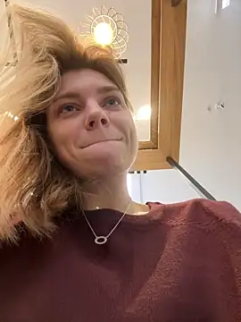 ValenciaShock online show from 10/11/25, 06:45