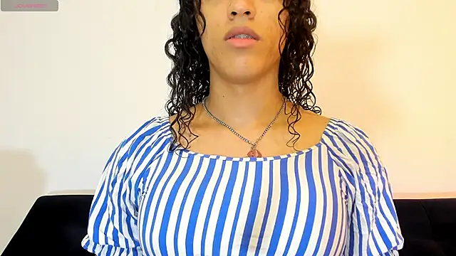 Snapshot of LunaGudi chatting on 03/14/25, 11:12 LunaGudi online show from 03/14/25, 11:12