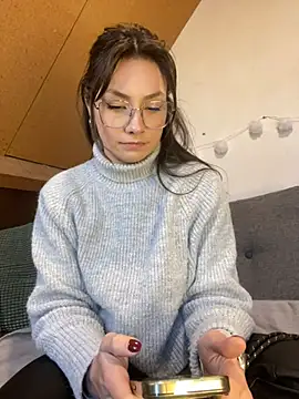 TalullaX online show from 12/10/24, 01:33