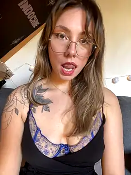 TalullaX online show from 10/14/25, 10:05