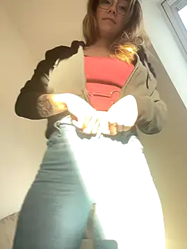 TalullaX online show from 11/10/25, 03:11