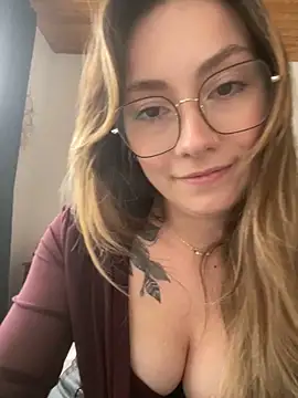 TalullaX online show from 11/11/25, 02:17