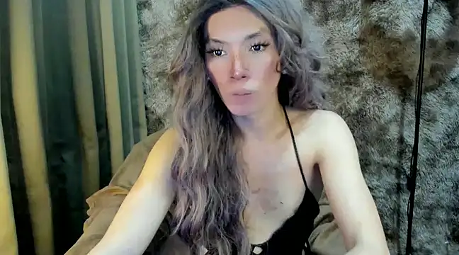 Snapshot of Rhianna_wilson chatting on 01/22/25, 09:35 Rhianna wilson online show from 01/22/25, 09:35