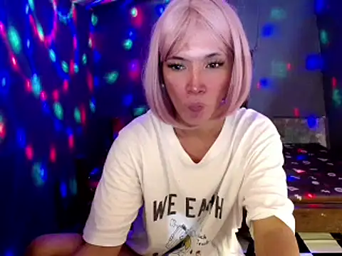 Snapshot of Rhianna_wilson chatting on 03/05/25, 10:33 Rhianna wilson online show from 03/05/25, 10:33