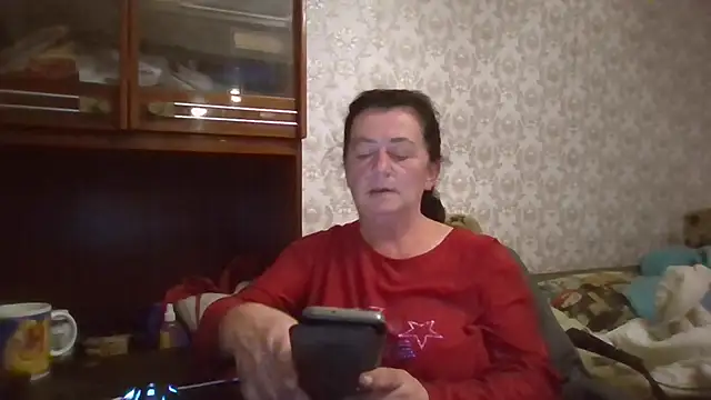 GypsiQueen2 online show from 10/07/25, 06:05