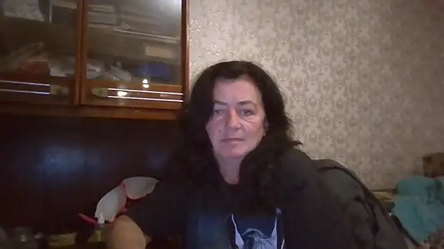 GypsiQueen2 online show from 10/10/25, 05:12